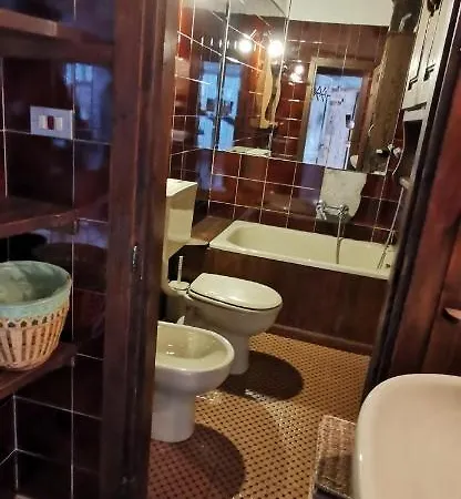 Hostdomus - Litteram Chalet Apartment